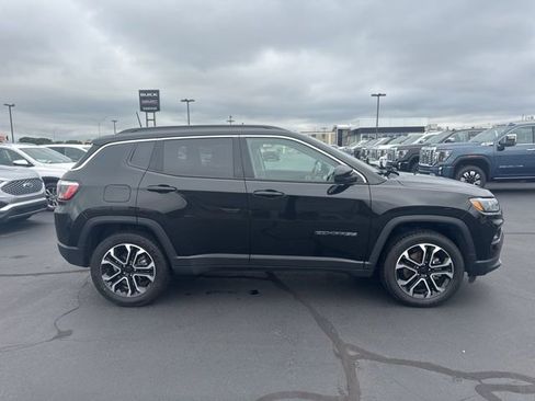 Used 2022 Jeep Compass Limited image 2