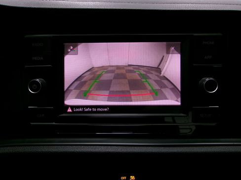 Used 2019 Volkswagen Jetta S image 5