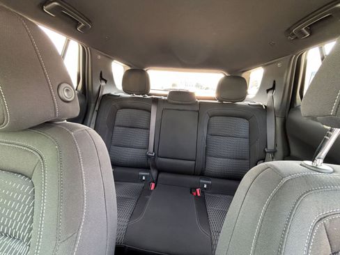 Used 2025 Chevrolet Equinox LT FWD image 38