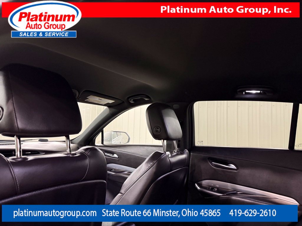 Used 2020 Cadillac XT4 Premium Luxury AWD/4WD image 31