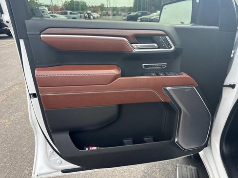 Used 2023 GMC Sierra 1500 Denali Ultimate AWD/4WD image 28