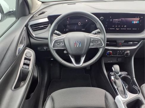 Used 2025 Buick Encore GX Preferred FWD image 4