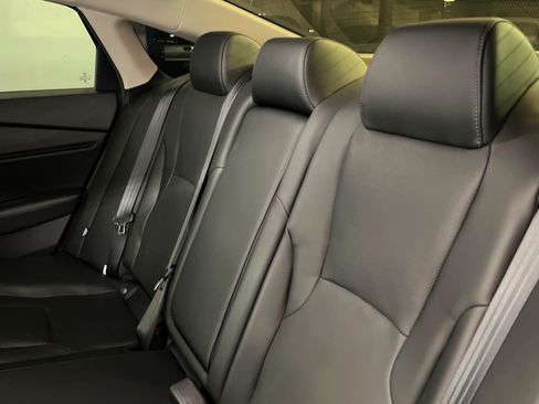 Used 2025 Honda Accord Touring image 21