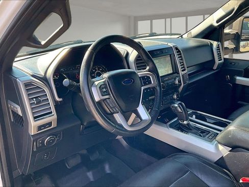 Used 2019 Ford F150 Lariat w/ Equipment Group 502A Luxury image 15