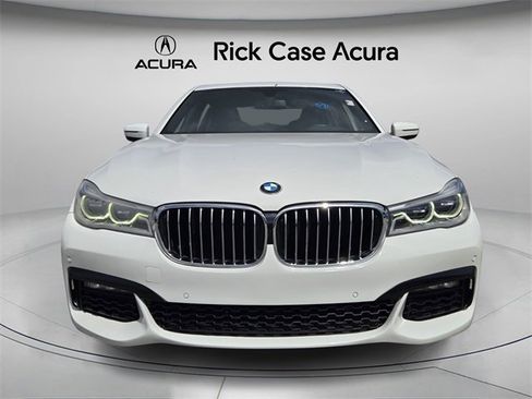 Used 2016 BMW 750i xDrive image 5