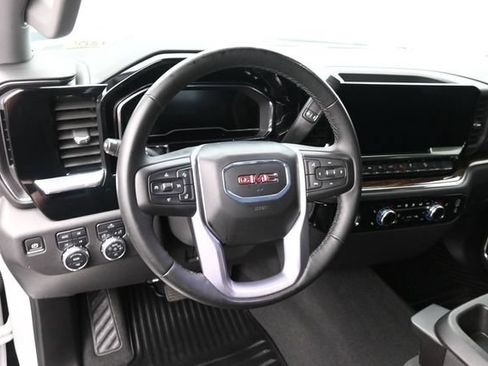 Used 2024 GMC Sierra 1500 Elevation w/ X31 Off-Road Package AWD/4WD image 24