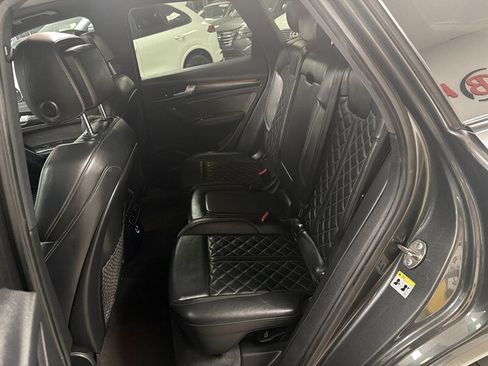 Used 2019 Audi SQ5 Prestige w/ Prestige Package AWD/4WD image 29