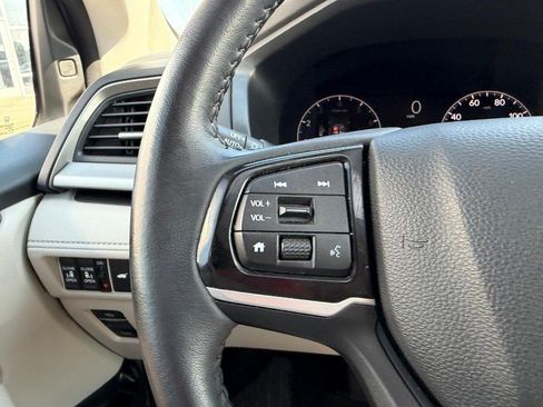 Used 2025 Honda Odyssey EX-L image 15