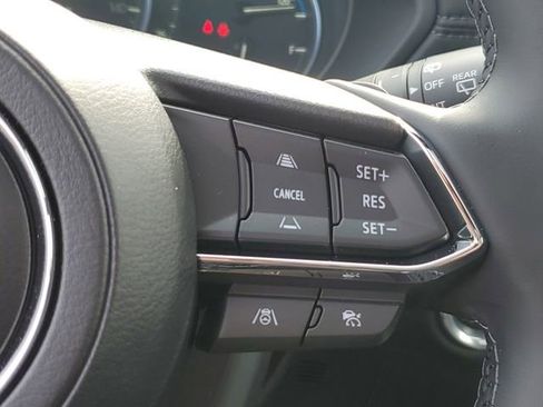 New 2025 MAZDA CX-5 Signature image 12