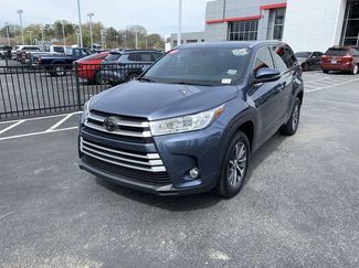Used 2018 Toyota Highlander XLE video 1