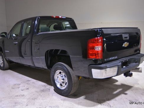 Used 2007 Chevrolet Silverado 2500 W/T w/ LS Package image 3