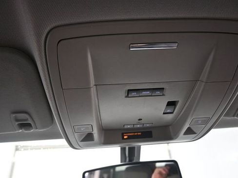 Used 2016 GMC Sierra 1500 SLE w/ SLE Value Package image 12