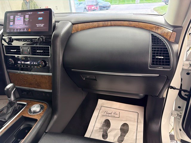 Used 2024 Nissan Armada SL w/ Captain's Chairs Package AWD/4WD image 31