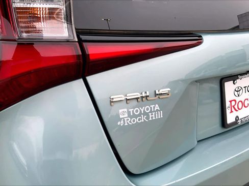 Used 2022 Toyota Prius Limited image 31
