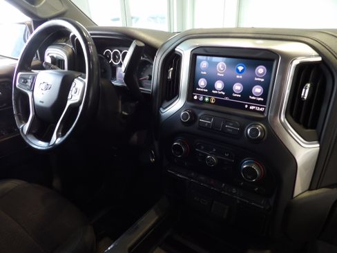 Used 2019 Chevrolet Silverado 1500 RST image 22