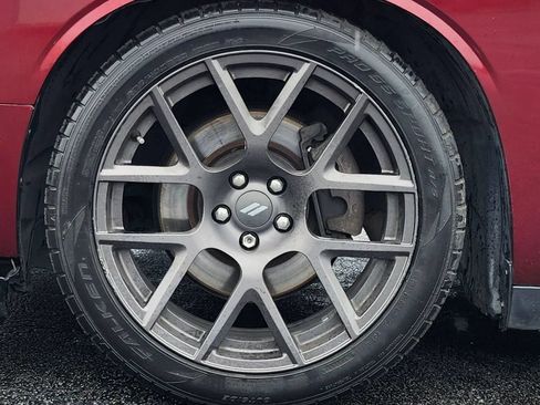 Used 2017 Dodge Challenger R/T Plus RWD image 10