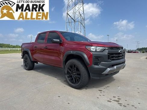 Used 2024 Chevrolet Colorado Trail Boss w/ Advanced Trailering Package AWD/4WD image 1