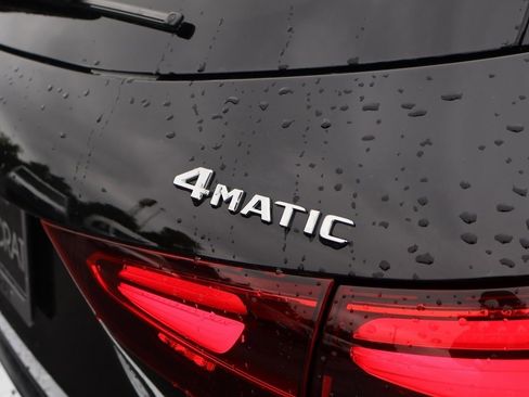 Used 2025 Mercedes-Benz GLA 250 4MATIC image 29