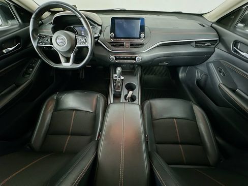 Used 2020 Nissan Altima 2.5 SR w/ Premium Package FWD image 10