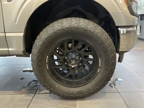 Used 2024 Ford F150 XL w/ Equipment Group 103A High RWD image 12