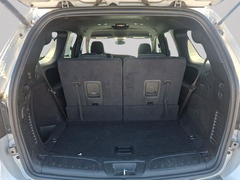 Used 2024 Dodge Durango R/T w/ Blacktop Package RWD image 24