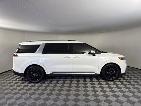 Used 2022 Kia Carnival SX Prestige FWD image 6
