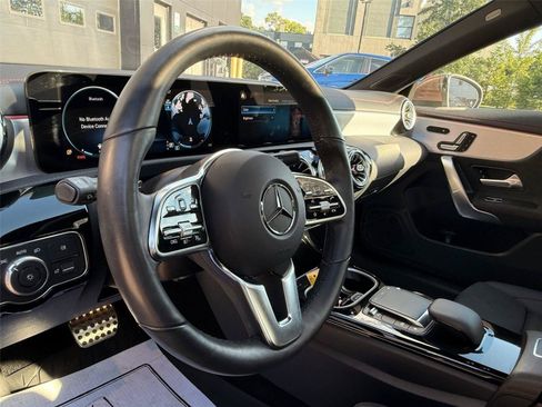Used 2023 Mercedes-Benz CLA 250 4MATIC image 26