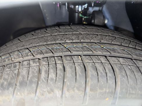 New 2026 Kia Sportage EX w/ EX Panorama Roof Package image 11