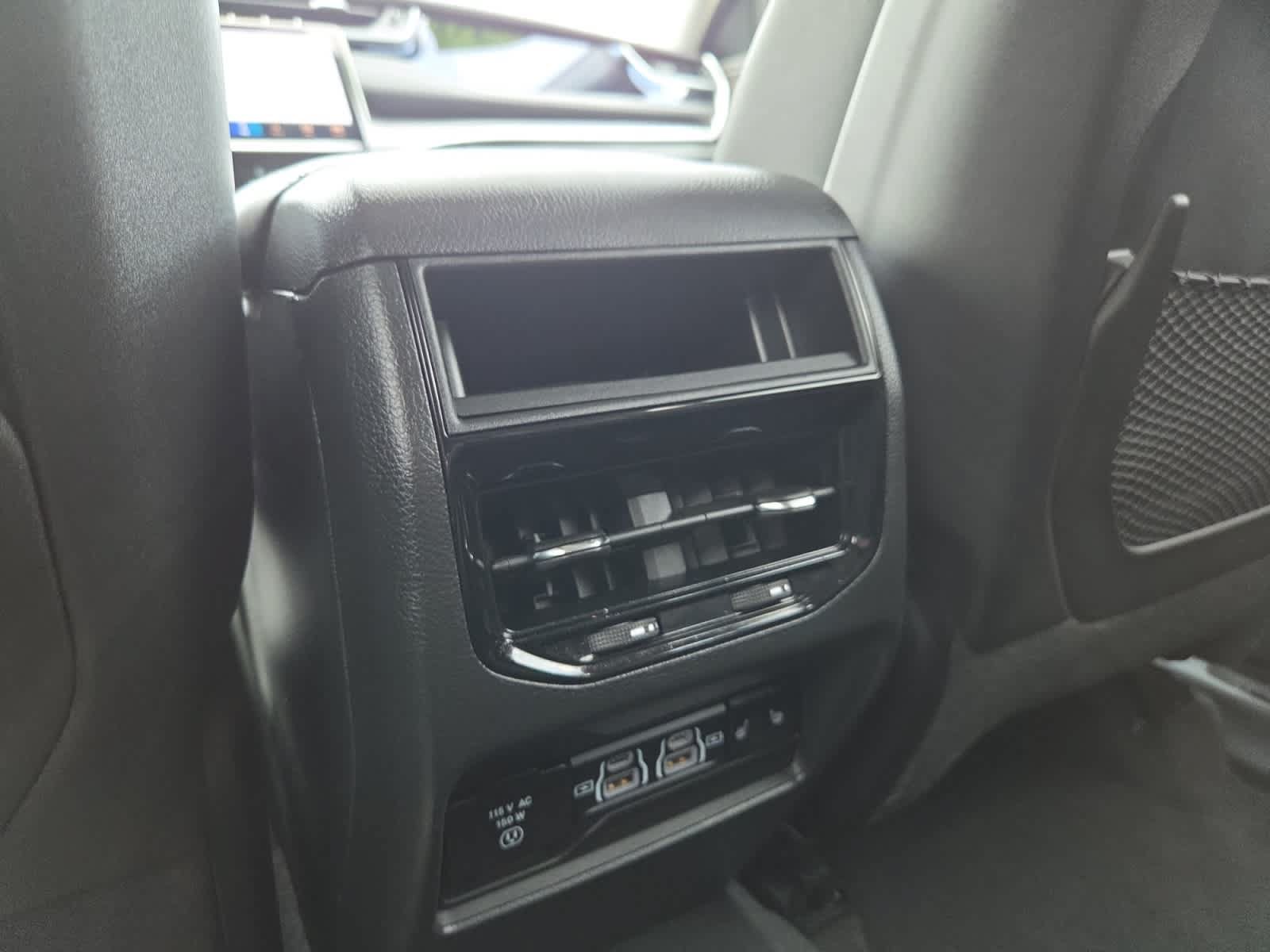 Used 2023 Jeep Grand Cherokee 4WD 4xe w/ MOPAR Finishing Package image 31