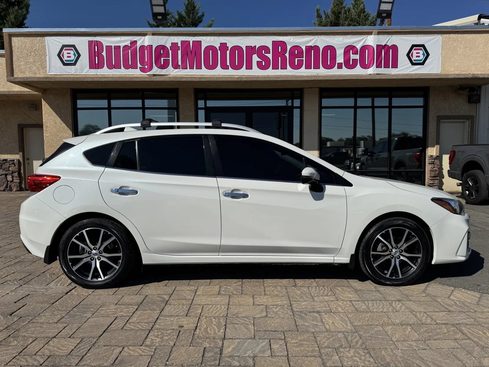 Used 2017 Subaru Impreza 2.0i Limited AWD/4WD image 1