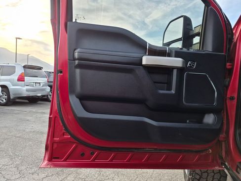 Used 2020 Ford F250 Lariat AWD/4WD image 14