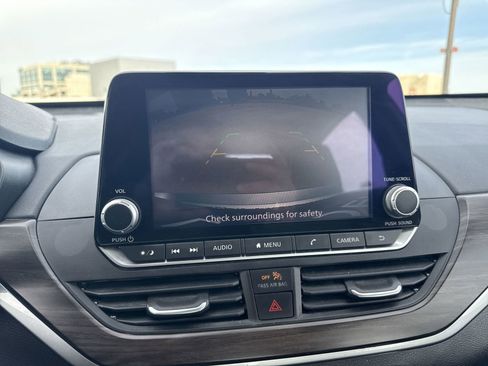 Used 2023 Nissan Altima 2.5 SV image 24