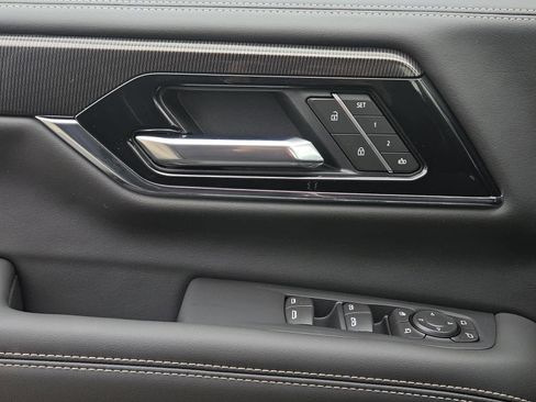 New 2026 GMC Yukon XL Elevation w/ Elevation Premium Package image 13