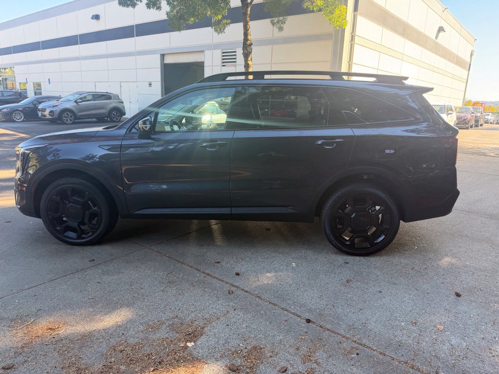 Used 2025 Kia Sorento X-Line EX AWD/4WD image 7