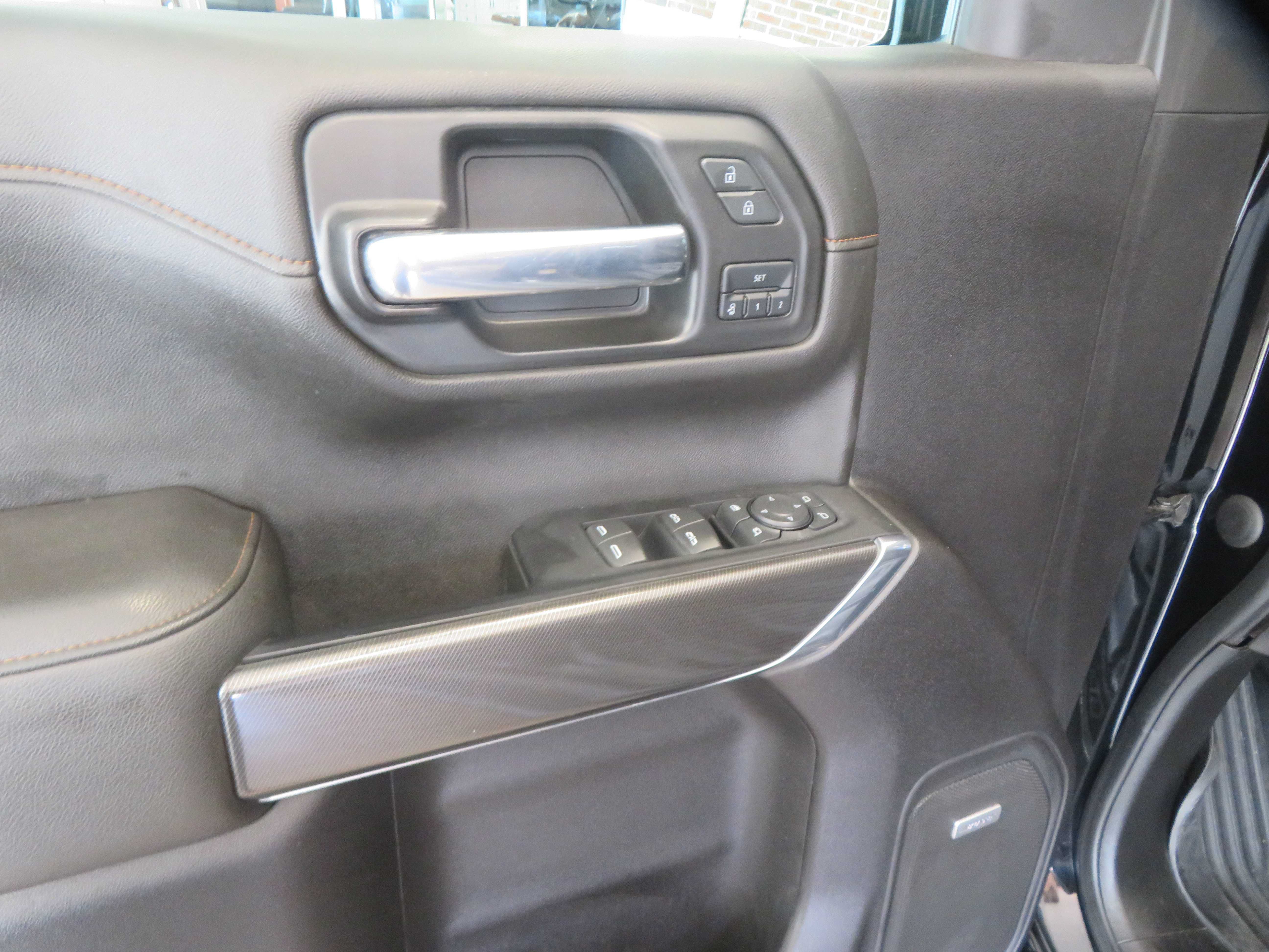 Used 2022 GMC Sierra 1500 AT4 w/ AT4 Preferred Package AWD/4WD image 14