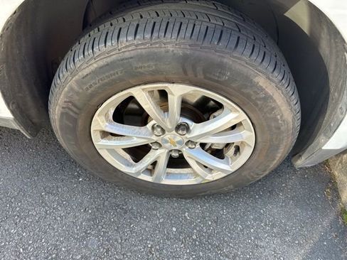 Used 2016 Chevrolet Equinox LT w/ Convenience Package image 10