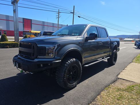 Used 2019 Ford F150 XLT w/ Equipment Group 302A Luxury image 8
