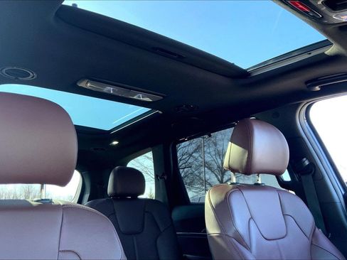 Used 2023 Kia Telluride SX AWD/4WD image 12