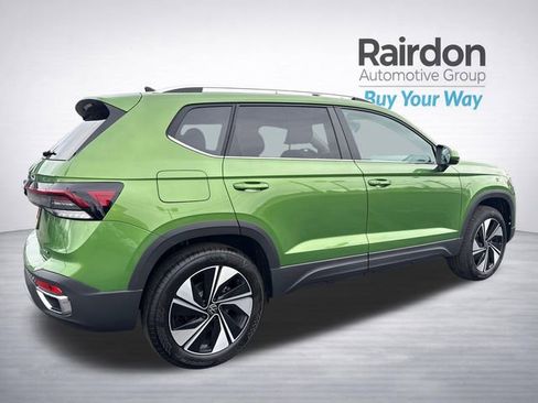 New 2026 Volkswagen Taos SE AWD/4WD image 7