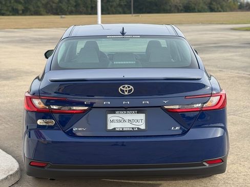 Used 2026 Toyota Camry LE w/ Convenience Package image 7