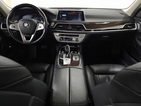 Used 2020 BMW 750i xDrive image 15