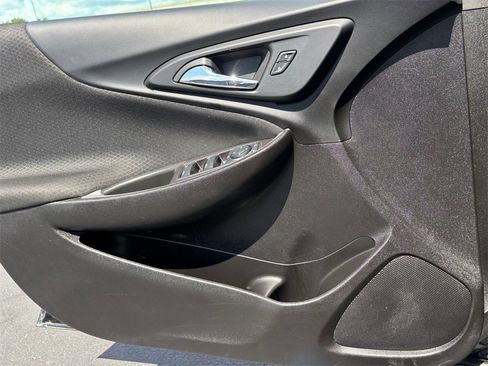 Certified 2024 Chevrolet Malibu LT image 24