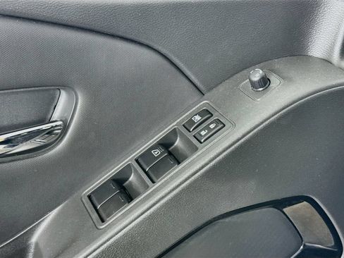 Used 2022 Nissan Frontier PRO-4X AWD/4WD image 20