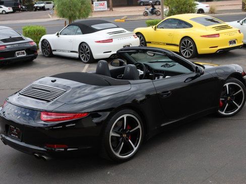 Used 2015 Porsche 911 Carrera S RWD image 19
