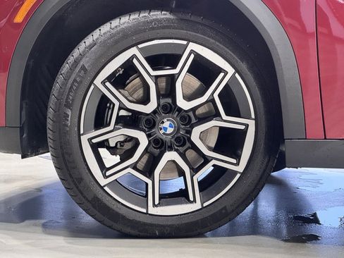 Certified 2025 BMW X2 xDrive28i image 11