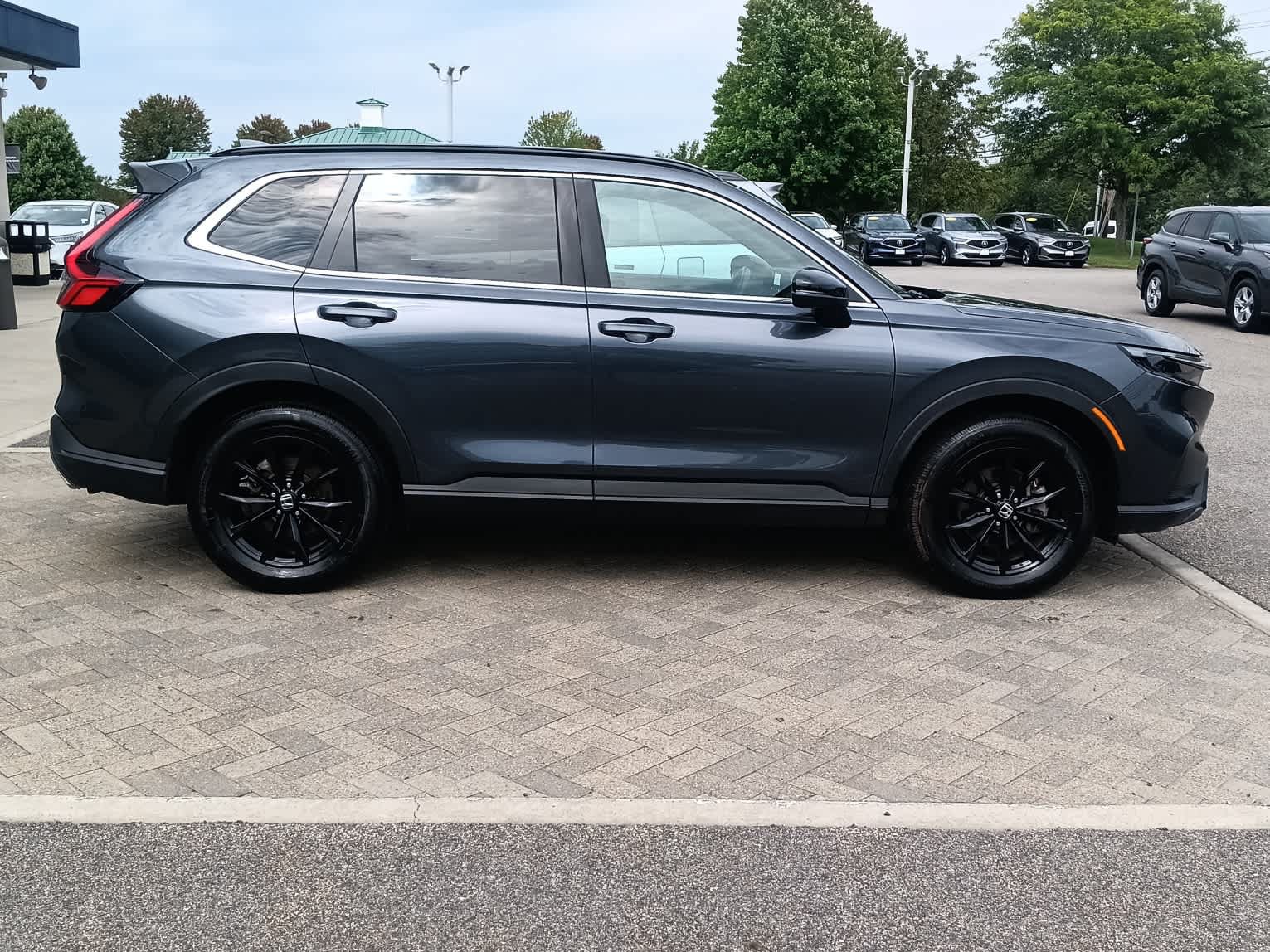 Used 2024 Honda CR-V Sport image 6