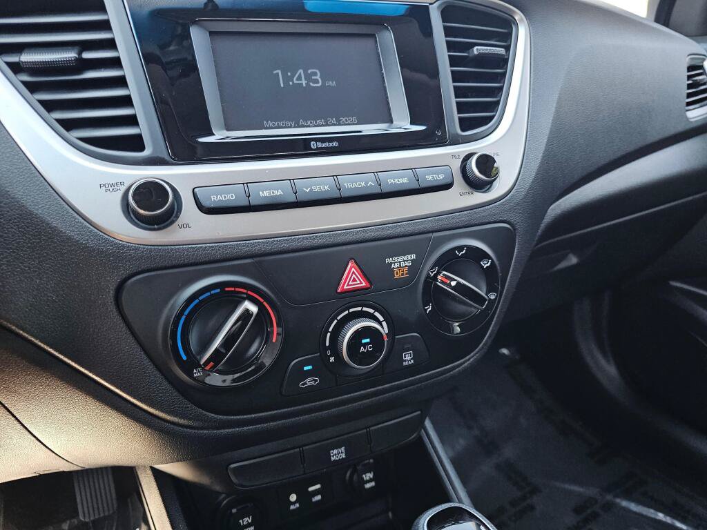 Used 2018 Hyundai Accent SE FWD image 30