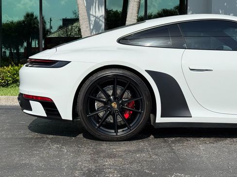 Used 2021 Porsche 911 Carrera 4S AWD/4WD image 4