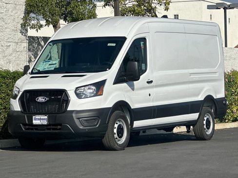 New 2026 Ford Transit 250 148 Medium Roof w/ Load Area Protection Package image 8