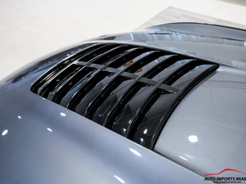 Used 2021 Ford Mustang Shelby GT500 w/ Carbon Fiber Track Pack RWD image 40